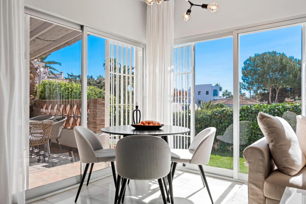 Stunning Townhouse With Pool In Riviera Del Sol By Costarentals - Ref 199 Sitio de Calahonda エクステリア 写真