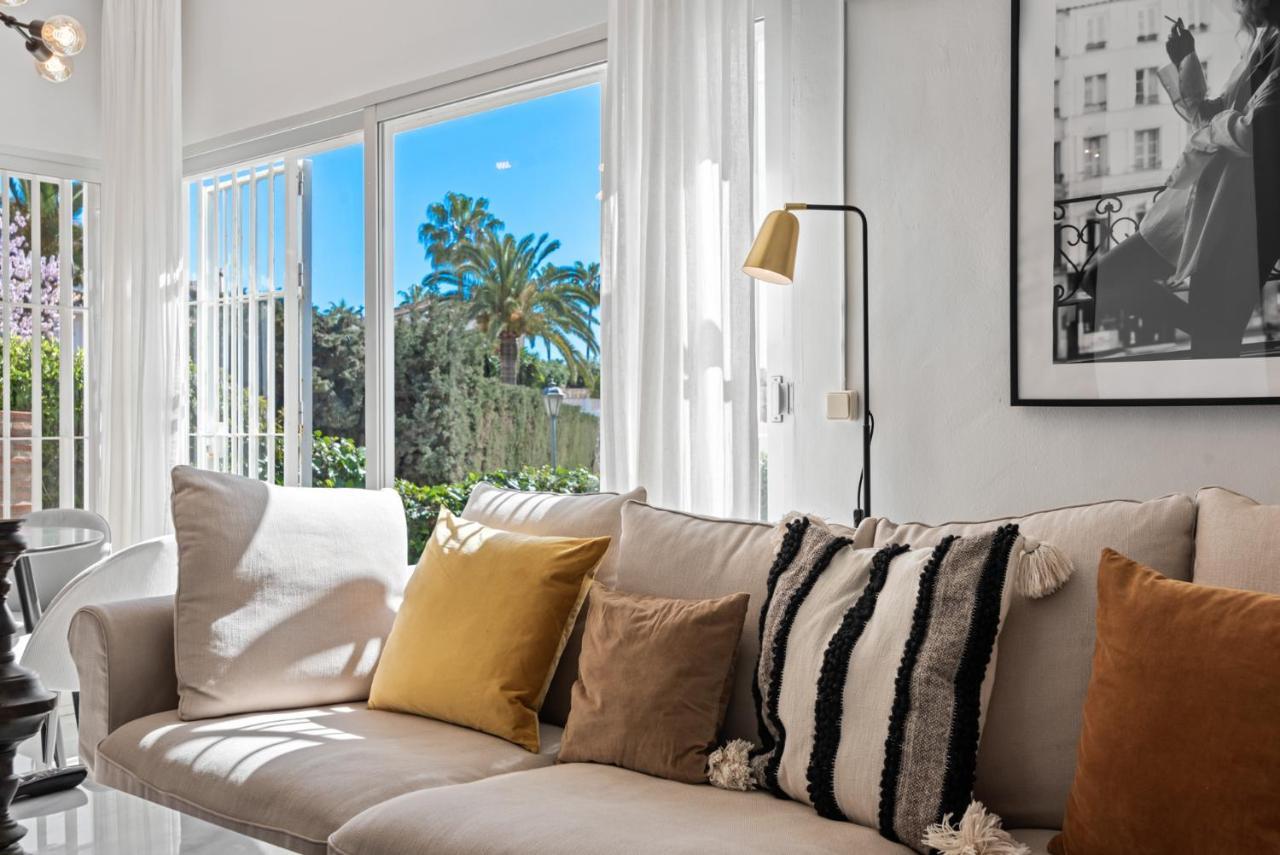 Stunning Townhouse With Pool In Riviera Del Sol By Costarentals - Ref 199 Sitio de Calahonda エクステリア 写真